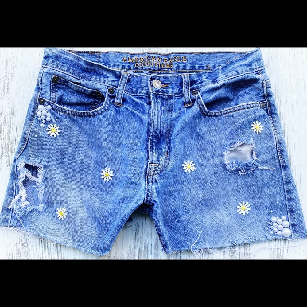 Boyfriend cut off American Eagle shorts boho 32 - Picture 6 of 6